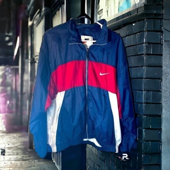 Nike Vintage Red, White, and Blue Men’s Windbreaker - Picture 2 of 12